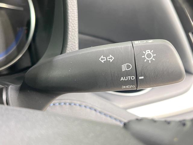 ヴォクシー ハイブリッドＳ－Ｚ　禁煙車　後席モニター　純正１０型ナビ　全方位カメラ　快適利便パッケージ　トヨタチームメイト　電動リアゲート　レーダークルーズ　ブラインドスポットモニター　ＡＣ１００Ｖ　シートヒーター　両側電動ドア（50枚目）