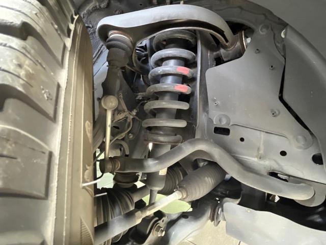 ランドクルーザープラド ＴＸ　Ｌパッケージ　マットブラックエディション　禁煙車　サンルーフ　純正９型ナビ　全方位カメラ　レーダークルーズ　ブラインドスポットモニター　シートエアコン　コーナーセンサー　オートハイビーム　パワーシート　ルーフレール　純正１８インチＡＷ　ＥＴＣ（61枚目）