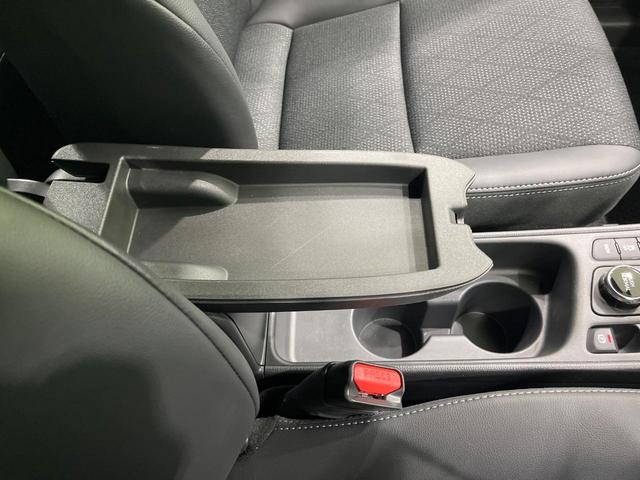 ヤリスクロス Ｚ　禁煙車　純正８型ナビ　バックカメラ　フルセグ　ブラインドスポットモニター　レーダークルーズ　パワーシート　シートヒータ　コーナーセンサー　スマートキー　ＬＥＤヘッド　ＥＴＣ２．０　純正１８インチアルミ（52枚目）