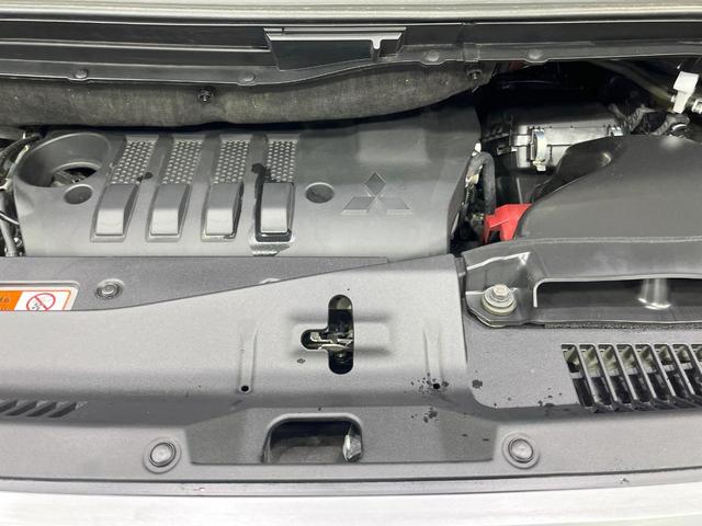 デリカＤ：５ Ｐ　禁煙車　純正１０型ナビ　全周囲カメラ　フルセグ　ブラインドスポットモニター　レーダークルーズ　両側電動ドア　電動リアゲート　パワーシート　スマートキー　ＬＥＤヘッド　ビルトインＥＴＣ　衝突軽減（21枚目）