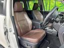 TX Lパッケージ・G-フロンティア 禁煙車 サンルーフ 純正SDナビ バックカメラ 寒冷地仕様 レザーシート コーナーセンサー スマートキー LEDヘッド 純正17インチアルミ ルーフレール ETC クルコン オートライト(9枚目)