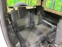 後部座席も気になるようなキズ・汚れやへたり等、大きなダメージはなく、良好な状態です。