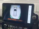 ハイブリッドＺ　禁煙車　純正１０型ナビ　全方位カメラ　レーダークルーズ　パーキングアシスト　両側電動ドア　ＡＣ１００Ｖ　ステアリングヒーター　ブラインドスポットモニター　フルセグ　ＬＥＤヘッドライト　オートハイビーム（58枚目）