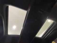 �ں�����Ω�ࡼ��롼�աۣ����ܺ����ʤˤ��줾�����֤��줿���饹�롼�ա��������˹�碌����¦�����������ɤ��Ĥ�뤳�Ȥ��ǽ�Ǥ��� 3