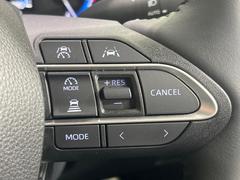 �ڥ졼�������롼������ȥ�����۹�®ƻϩ�Ǥ�Ĺ��Υ���Ԥ��ڤˡ�����ư��®�٤��ݤĥ��롼������ȥ����뤬�����ͷڸ������ƥ��Ϣ�Ȥ��������μ�ξ���Τ��Ƽִ֤��ݤĤ褦��®��Ĵ�ᤷ�Ƥ���ޤ����� 7