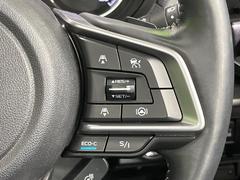 ������®�ɽ���ǽ�ե��롼������ȥ�����۹�®ƻϩ�Ǥ�Ĺ��Υ���Ԥ��ڤˡ�����ư��®�٤��ݤĥ��롼������ȥ����뤬�����ͷڸ������ƥ��Ϣ�Ȥ��������μ�ξ���Τ��Ƽִ֤��ݤĤ褦��®��Ĵ�ᤷ�Ƥ���ޤ����� 5