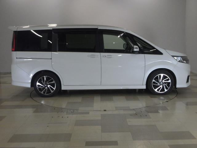 ステップワゴンスパーダ スパーダ・クールスピリットホンダセンシング　サイドエアバック　左右電動スライドドア　助手席エアバッグ　ドライブレコーダ　ＡＡＣ　横滑り防止機能　ターボ車　シートヒータ　ＡＢＳ　アクティブクルーズ　バックモニタ　地ＴＶ　ナビ＆ＴＶ　三列シート（22枚目）