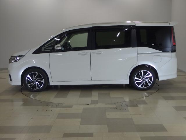ステップワゴンスパーダ スパーダ・クールスピリットホンダセンシング　サイドエアバック　左右電動スライドドア　助手席エアバッグ　ドライブレコーダ　ＡＡＣ　横滑り防止機能　ターボ車　シートヒータ　ＡＢＳ　アクティブクルーズ　バックモニタ　地ＴＶ　ナビ＆ＴＶ　三列シート（24枚目）