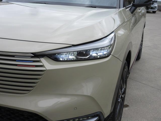 ＬＥＤヘッドライト！省電力で明るく遠くまで照らし、夜道や雨天時などの安心感を高めます☆点灯の瞬間から光量を放つＬＥＤの特性により、トンネルへの進入直後などでも安心感のある視界を提供します！