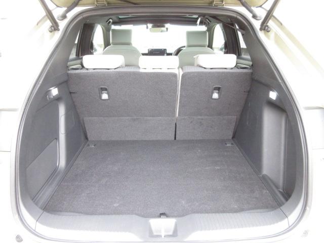 開口部が広くて荷物の積み込みも楽に出来ますね！