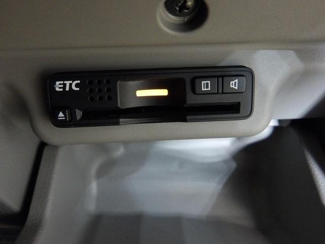 オデッセイ Ｍ　マルチビューカメラ・ＨＩＤ・ＥＴＣ・スマートキー・３列シート・禁煙車（6枚目）