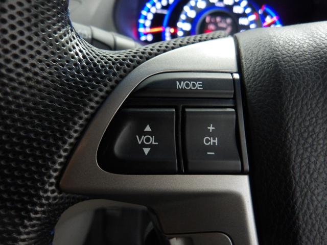 オデッセイ Ｍ　マルチビューカメラ・ＨＩＤ・ＥＴＣ・スマートキー・３列シート・禁煙車（8枚目）