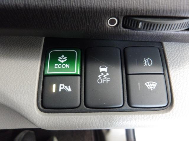 オデッセイ Ｍ　マルチビューカメラ・ＨＩＤ・ＥＴＣ・スマートキー・３列シート・禁煙車（15枚目）