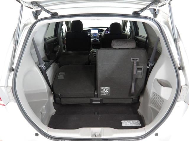 オデッセイ Ｍ　マルチビューカメラ・ＨＩＤ・ＥＴＣ・スマートキー・３列シート・禁煙車（24枚目）