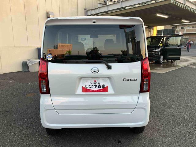 タント L スライドドア LEDヘッドライト オートライト プッシュボタンスターター オート格納ドアミラー オートエアコン 上下2段調節式デッキボード コーナーセンサー 衝突被害軽減ブレーキ(5枚目)