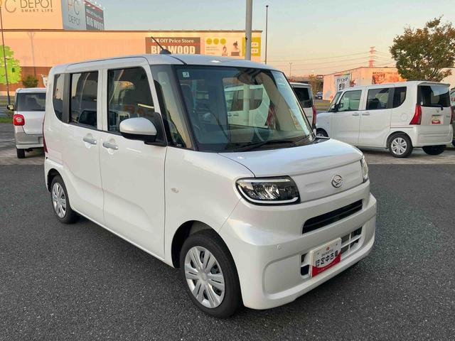 タント L スライドドア LEDヘッドライト オートライト プッシュボタンスターター オート格納ドアミラー オートエアコン 上下2段調節式デッキボード コーナーセンサー 衝突被害軽減ブレーキ(7枚目)