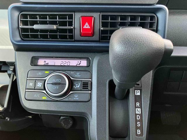 タント L スライドドア LEDヘッドライト オートライト プッシュボタンスターター オート格納ドアミラー オートエアコン 上下2段調節式デッキボード コーナーセンサー 衝突被害軽減ブレーキ(13枚目)