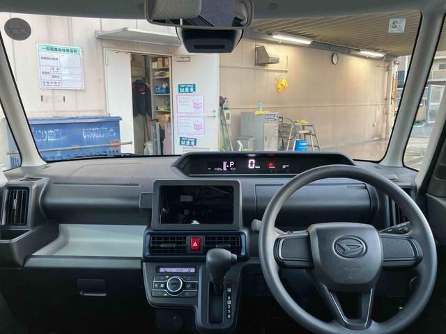 タント L スライドドア LEDヘッドライト オートライト プッシュボタンスターター オート格納ドアミラー オートエアコン 上下2段調節式デッキボード コーナーセンサー 衝突被害軽減ブレーキ(18枚目)