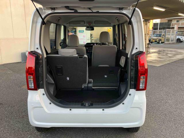 タント L スライドドア LEDヘッドライト オートライト プッシュボタンスターター オート格納ドアミラー オートエアコン 上下2段調節式デッキボード コーナーセンサー 衝突被害軽減ブレーキ(23枚目)