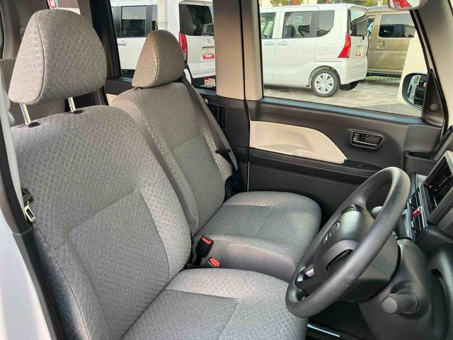 タント L スライドドア LEDヘッドライト オートライト プッシュボタンスターター オート格納ドアミラー オートエアコン 上下2段調節式デッキボード コーナーセンサー 衝突被害軽減ブレーキ(27枚目)