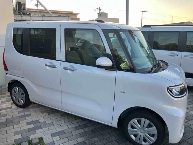 タント L スライドドア LEDヘッドライト オートライト プッシュボタンスターター オート格納ドアミラー オートエアコン 上下2段調節式デッキボード コーナーセンサー 衝突被害軽減ブレーキ(7枚目)