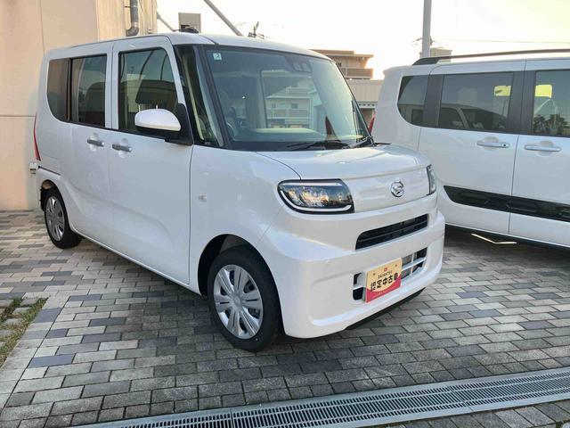 タント L スライドドア LEDヘッドライト オートライト プッシュボタンスターター オート格納ドアミラー オートエアコン 上下2段調節式デッキボード コーナーセンサー 衝突被害軽減ブレーキ(8枚目)