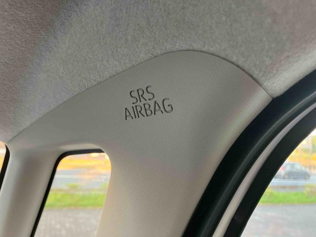 タント L スライドドア LEDヘッドライト オートライト プッシュボタンスターター オート格納ドアミラー オートエアコン 上下2段調節式デッキボード コーナーセンサー 衝突被害軽減ブレーキ(18枚目)