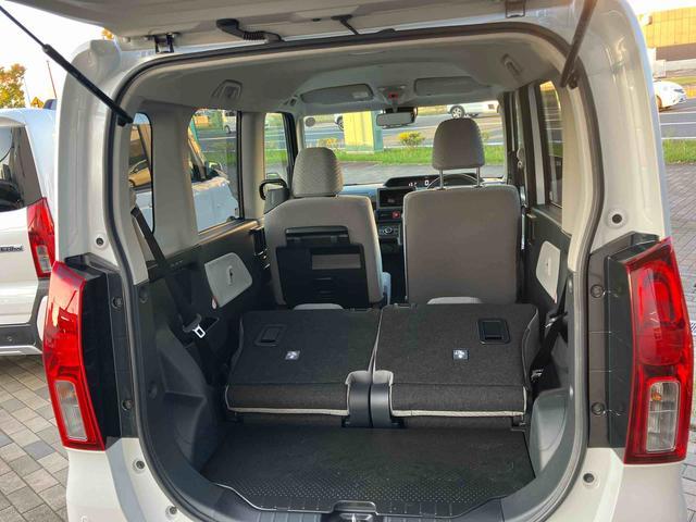 タント L スライドドア LEDヘッドライト オートライト プッシュボタンスターター オート格納ドアミラー オートエアコン 上下2段調節式デッキボード コーナーセンサー 衝突被害軽減ブレーキ(25枚目)