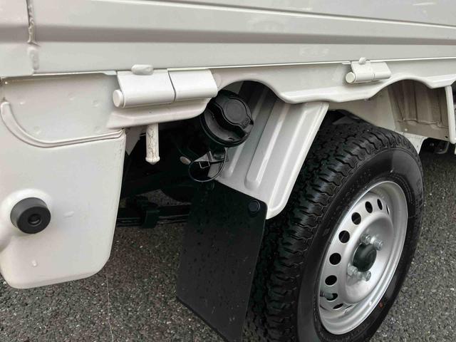 ハイゼットトラック スタンダード 荷台三方開 スマートアシスト 横滑り防止装置 前後コーナーセンサー アイドリングストップ オートライト オートハイビーム スピーカー一体型AM/FMラジオ サイドレバー式駐車ブレーキ バッテリーカバー(19枚目)
