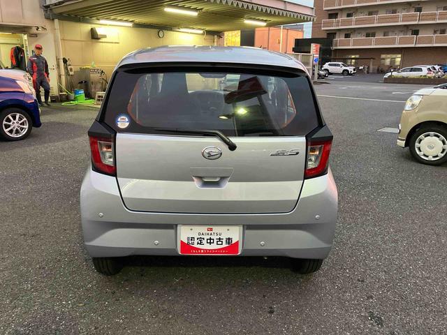 ミライース L SAIII オートライト/オートハイビーム/キーレスエントリー/コーナーセンサー/アイドリングストップ/衝突回避支援システム/横滑り防止装置/マニュアルエアコン/パワーウィンドウ/盗難防止用セキュリティアラーム(6枚目)