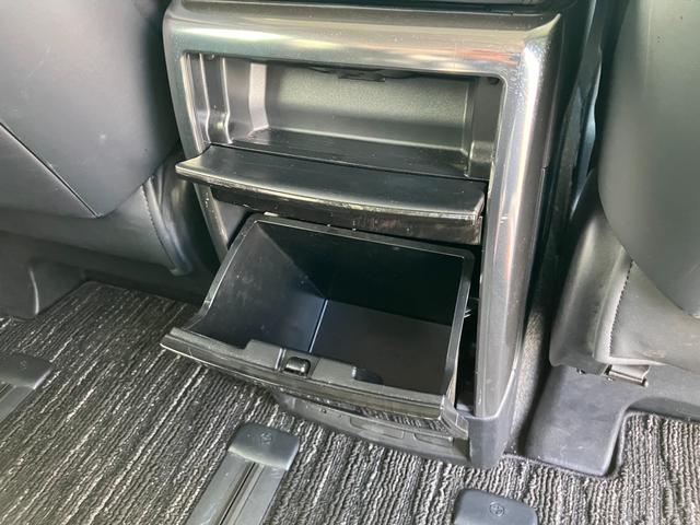 アルファード 2.5S Cパッケージ ナビ ETC バックカメラ バックカメラ オートライト スライドドア プッシュスタート オートエアコン 衝突被害軽減システム 衝突安全ボディ(8枚目)