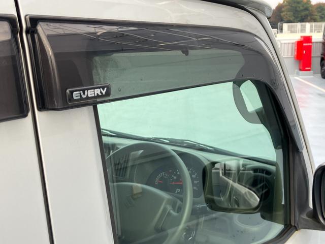 エブリイ JOIN 3型 ナビETCドラレコ Bカメラ アウトレット車 オートライト Bluetooth スライドドア 純正ナビ ETC 衝突被害軽減システム 衝突安全ボディ 盗難防止システム(39枚目)