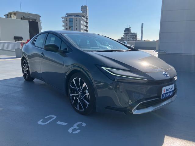 プリウス Ｚ　ナビ　全方位モニター　ソーラーパネル装着車　バックカメラ　オートライト　プッシュスタート　オートエアコン　衝突被害軽減システム　衝突安全ボディ（17枚目）