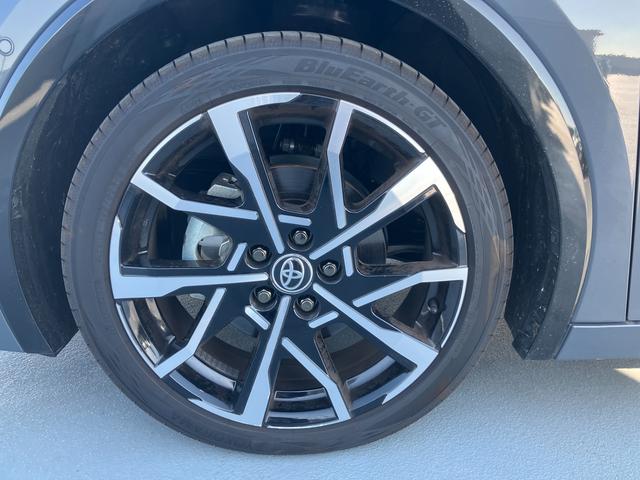 プリウス Ｚ　ナビ　全方位モニター　ソーラーパネル装着車　バックカメラ　オートライト　プッシュスタート　オートエアコン　衝突被害軽減システム　衝突安全ボディ（23枚目）