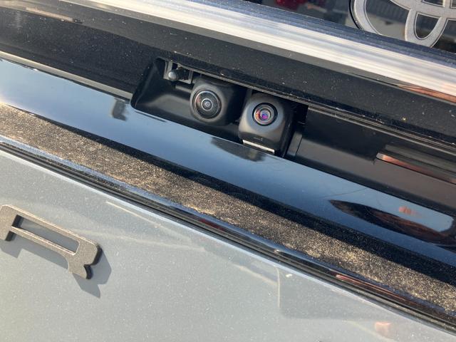 プリウス Ｚ　ナビ　全方位モニター　ソーラーパネル装着車　バックカメラ　オートライト　プッシュスタート　オートエアコン　衝突被害軽減システム　衝突安全ボディ（48枚目）