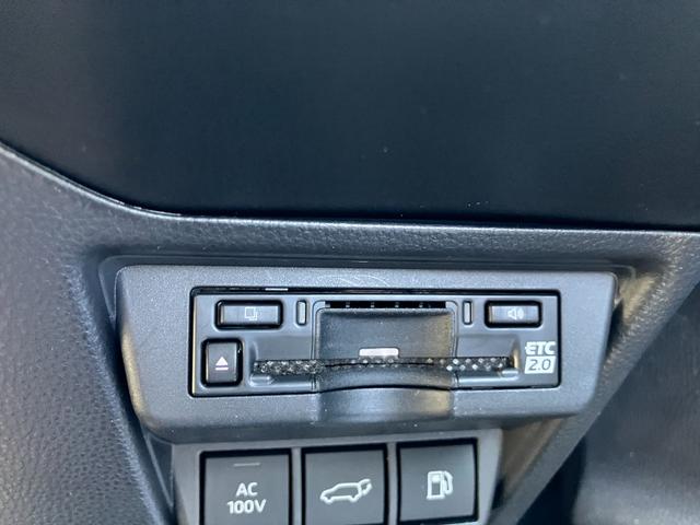 プリウス Ｚ　ナビ　全方位モニター　ソーラーパネル装着車　バックカメラ　オートライト　プッシュスタート　オートエアコン　衝突被害軽減システム　衝突安全ボディ（61枚目）