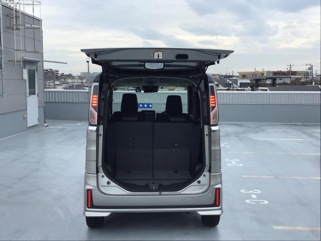 �ʐ^�ł��`���o���Ȃ��ԗ���Ԃ⑕���i���������܂��B�@���ۂɂ��Ԃ���������������΃C���[�W�����₷���Ǝv���܂��̂ł��Ђ����X�E�����k���҂����Ă���܂���@�l�b�g�f�ڑO�̂��Ԃ������������܂�