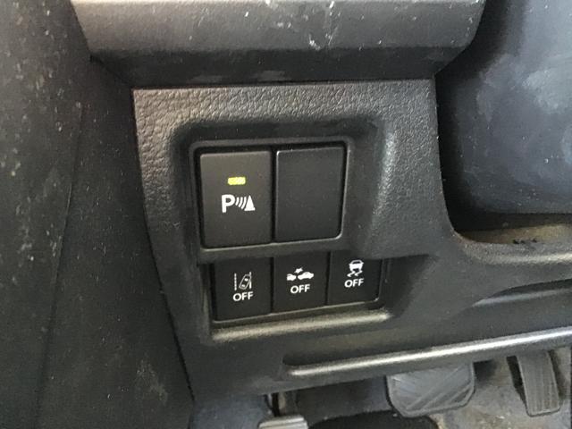 �y�Ԑ���E�x��@�\�z�u�U�[���ƃ��[�^�[�\���ŎԐ�����̂͂ݏo�����x�񂵂܂��B���̎Ԑ��ɖ߂��@�\�ł͂Ȃ����߁A�x���͂����g�ŃX�e�A�����O�𑀍삵�ĉ������B