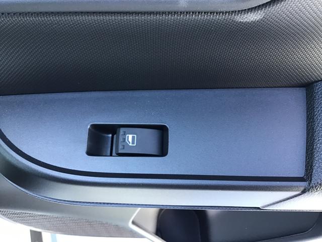 �ʐ^�ł��`���o���Ȃ��ԗ���Ԃ⑕���i���������܂��B�@���ۂɂ��Ԃ���������������΃C���[�W�����₷���Ǝv���܂��̂ł��Ђ����X�E�����k���҂����Ă���܂���@�l�b�g�f�ڑO�̂��Ԃ������������܂�