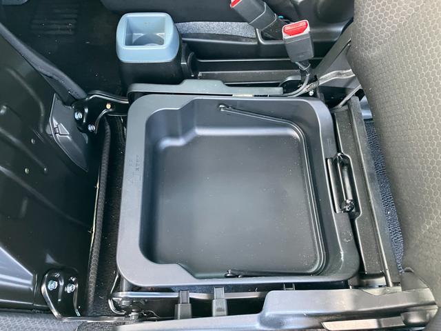 スペーシアベース ＸＦ　ナビ　全方位モニター　アイドリングストップ　バックカメラ　オートライト　スライドドア　プッシュスタート　オートエアコン　スズキセーフティーサポート　衝突被害軽減システム　アイドリングストップ　衝突安全ボディ（41枚目）