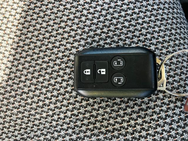 �L�[���X�t���ł�������O�̑����قǁA�֗��ȃ��m�ł��B���肪�ӂ������Ă��Ă��y����ł���B�������̍ۂȂǕ֗��ł��B