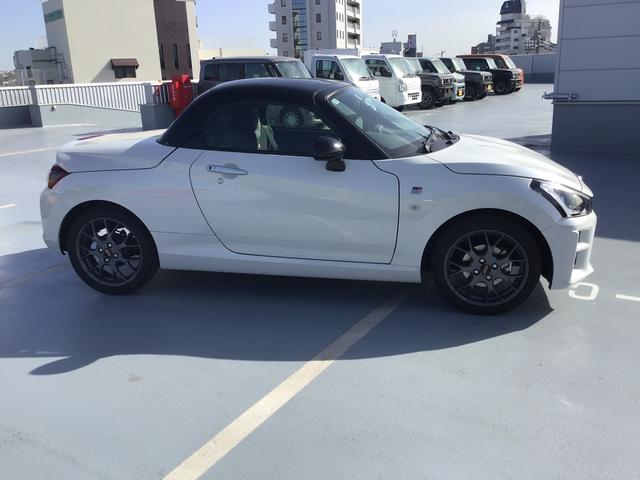 コペン ＧＲスポーツ　ＣＶＴ　ナビ　ＬＥＤライト　オートライト　プッシュスタート　オートエアコン　衝突安全ボディ（48枚目）