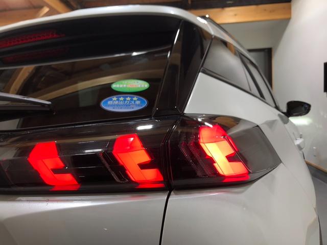 ２００８ アリュール　ワンオーナ　ディスプレイオーディオ　ｉ－Ｃｏｃｐｉｔ　ＡｐｐｌｅＣａｒＰｌａｙ　ハーフレザーシート　ＬＥＤヘッドライト　バックカメラ　レーンアシスト　ＥＴＣ　アクティブセーフティブレーキ（11枚目）