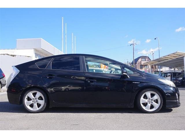 プリウス Ｓツーリングセレクション　アイドリングＳＴ　スマキ－　サイドエアバッグ　イモビライザー　キーレス　Ｗエアバック　ＬＥＤランプ　横滑り防止機能　パワステ　エアＢ　ＡＵＴＯエアコン　ＡＢＳ　衝突安全ボディ　パワーウィンドウ（8枚目）