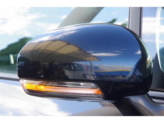 プリウス Ｓツーリングセレクション　アイドリングＳＴ　スマキ－　サイドエアバッグ　イモビライザー　キーレス　Ｗエアバック　ＬＥＤランプ　横滑り防止機能　パワステ　エアＢ　ＡＵＴＯエアコン　ＡＢＳ　衝突安全ボディ　パワーウィンドウ（12枚目）