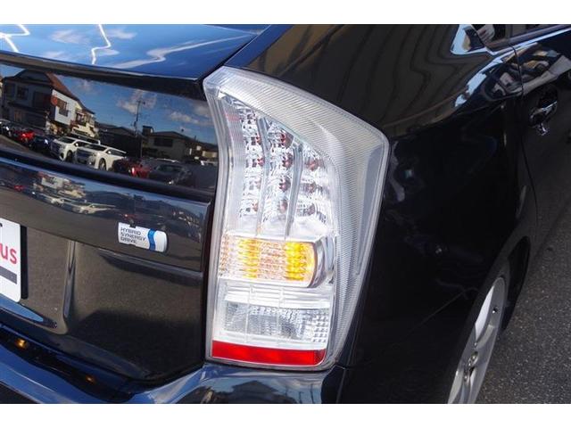 プリウス Ｓツーリングセレクション　アイドリングＳＴ　スマキ－　サイドエアバッグ　イモビライザー　キーレス　Ｗエアバック　ＬＥＤランプ　横滑り防止機能　パワステ　エアＢ　ＡＵＴＯエアコン　ＡＢＳ　衝突安全ボディ　パワーウィンドウ（15枚目）