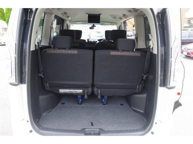 セレナ ハイウェイスター　Ｓ－ハイブリッド　アイドリングＳＴＯＰ　スマートエントリー　Ｗエアコン　衝突安全ボディ　寒冷地仕様　３列シート　フルフラットシート　オートクルーズ　セキュリティ　ウォークスルー　ＡＢＳ　キーレス　パワーウィンドウ（35枚目）