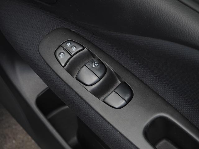 セレナ ハイウェイスター　純正メモリナビ　フルセグＴＶ　バックカメラ　両側電動スライドドア　クルーズコントロール　アイドリングストップ　ＥＴＣ　純正アルミ　プッシュスタート　スマートキー（40枚目）