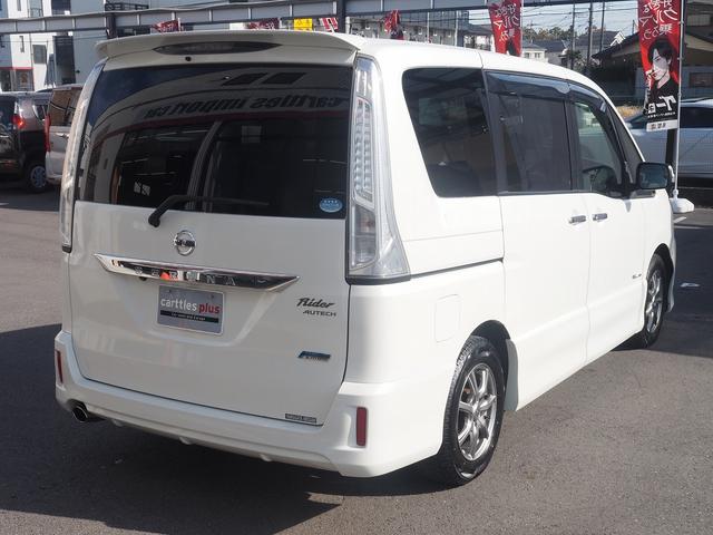 セレナ ライダー　ブラックライン　Ｓ－ハイブリッド　純正メモリナビ　フルセグＴＶ　Ｂｌｕｅｔｏｏｔｈ　バックカメラ　両側電動スライドドア　クルーズコントロール　ＥＴＣ　社外アルミ　プッシュスタート　スマートキー（7枚目）