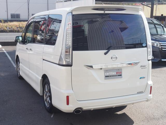 セレナ ライダー　ブラックライン　Ｓ－ハイブリッド　純正メモリナビ　フルセグＴＶ　Ｂｌｕｅｔｏｏｔｈ　バックカメラ　両側電動スライドドア　クルーズコントロール　ＥＴＣ　社外アルミ　プッシュスタート　スマートキー（8枚目）